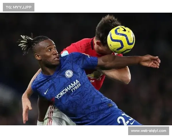 德甲联赛引入AI辅助裁判系统半年，误判率下降明显